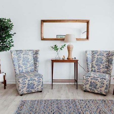 One On Gray Apartment 나이스나 외부 사진
